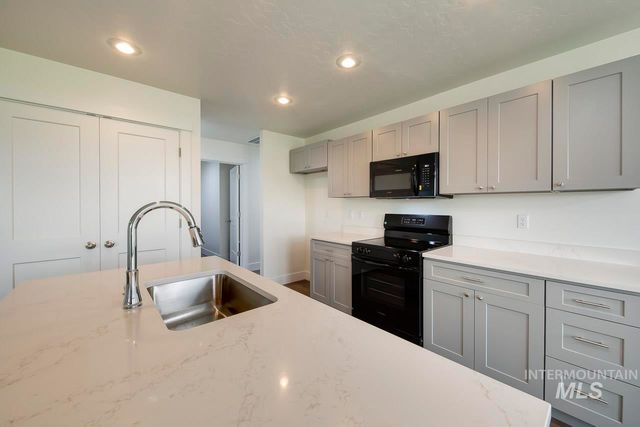 1410 Regency Way, Emmett, ID 83617