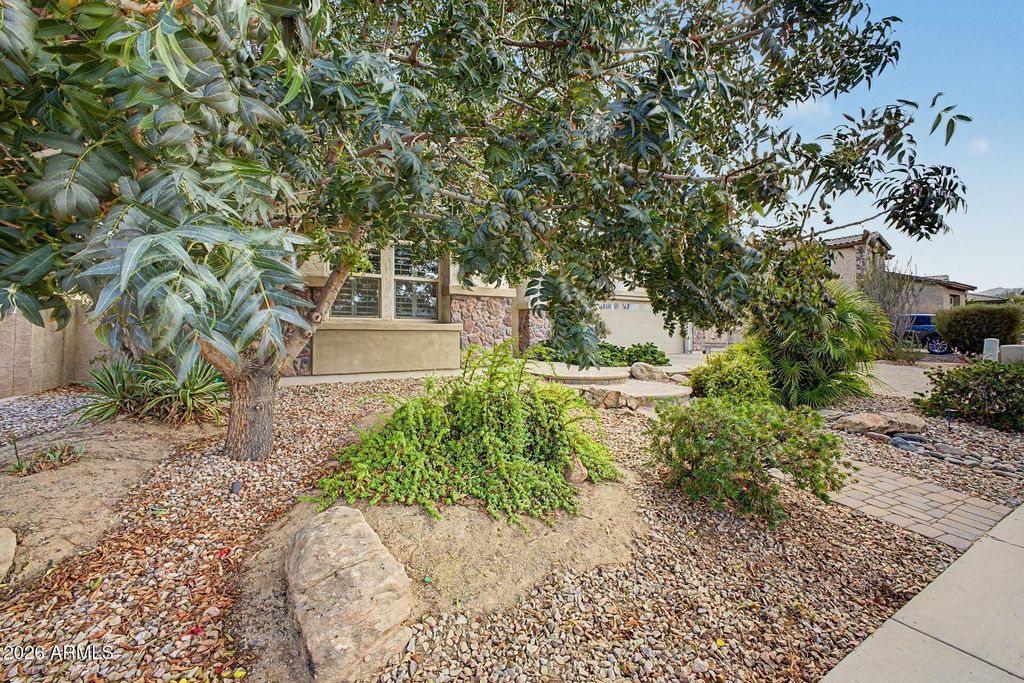 19339 W Colter Street, Litchfield Park, AZ 85340 — photo 3