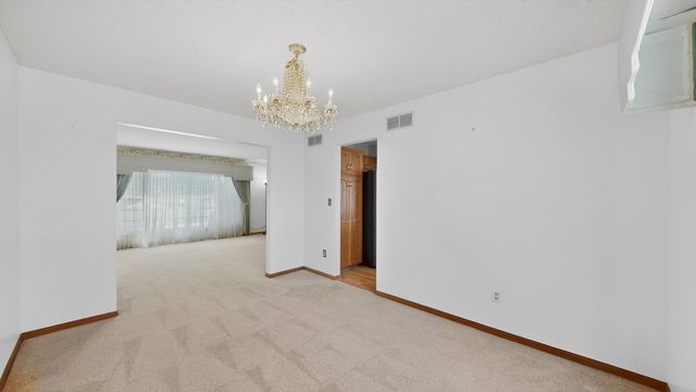 4236 Stoneham Lane NW, Rochester, MN 55901