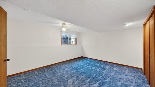 4236 Stoneham Lane NW, Rochester, MN 55901