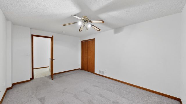 4236 Stoneham Lane NW, Rochester, MN 55901