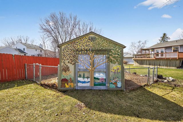 4236 Stoneham Lane NW, Rochester, MN 55901