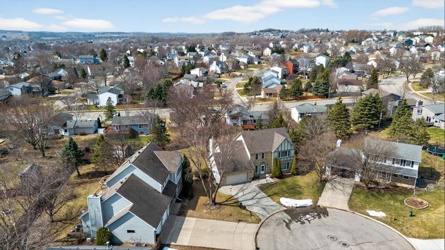 4236 Stoneham Lane NW, Rochester, MN 55901