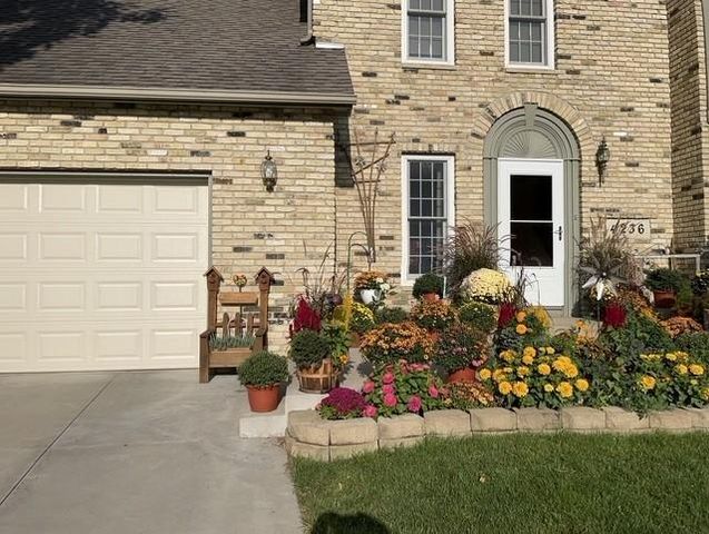 4236 Stoneham Lane NW, Rochester, MN 55901