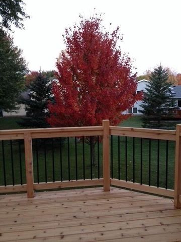 4236 Stoneham Lane NW, Rochester, MN 55901