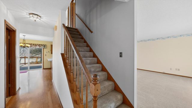 4236 Stoneham Lane NW, Rochester, MN 55901