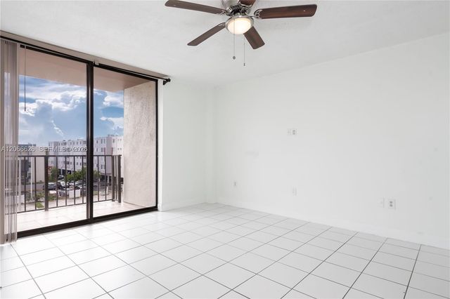 16751 NE 9th Avenue 401, North Miami Beach, FL 33162