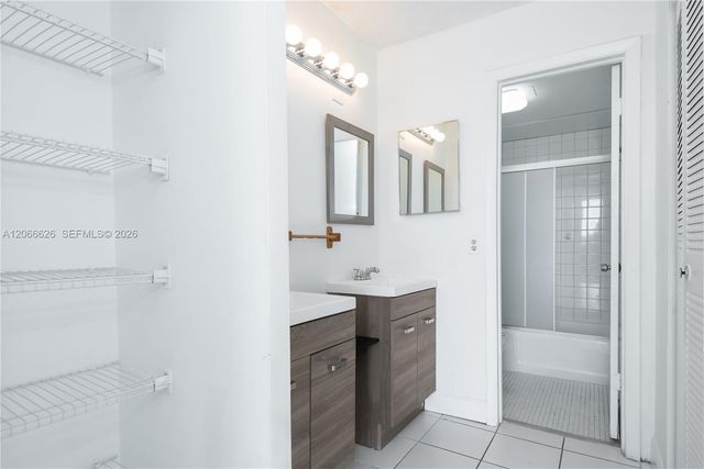 16751 NE 9th Avenue 401, North Miami Beach, FL 33162