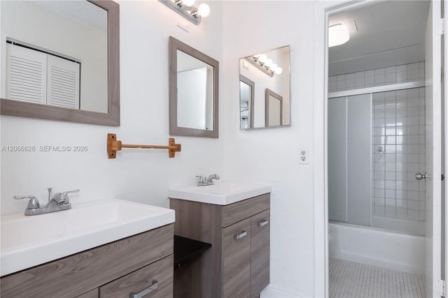 16751 NE 9th Avenue 401, North Miami Beach, FL 33162
