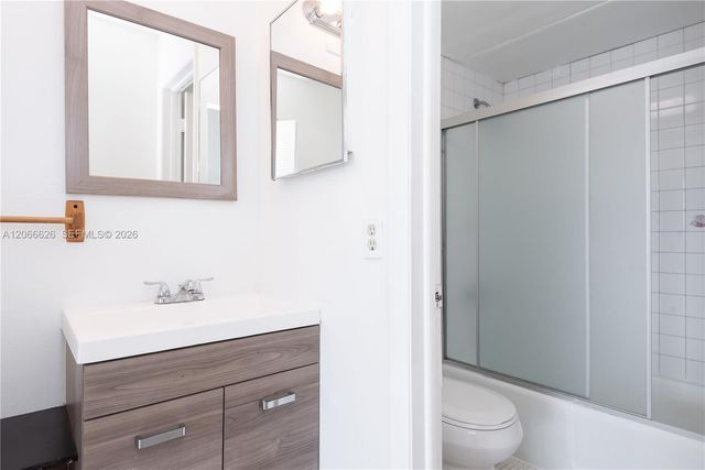 16751 NE 9th Avenue 401, North Miami Beach, FL 33162
