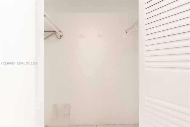16751 NE 9th Avenue 401, North Miami Beach, FL 33162