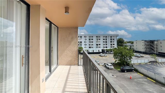 16751 NE 9th Avenue 401, North Miami Beach, FL 33162