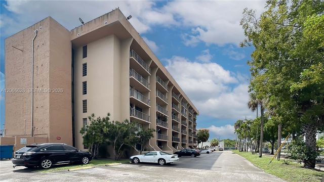 16751 NE 9th Avenue 401, North Miami Beach, FL 33162