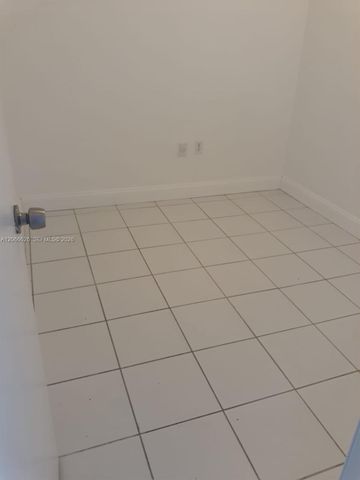 16751 NE 9th Avenue 401, North Miami Beach, FL 33162