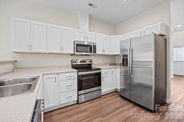 25 Cherry Laurel Lane, Swannanoa, NC 28778