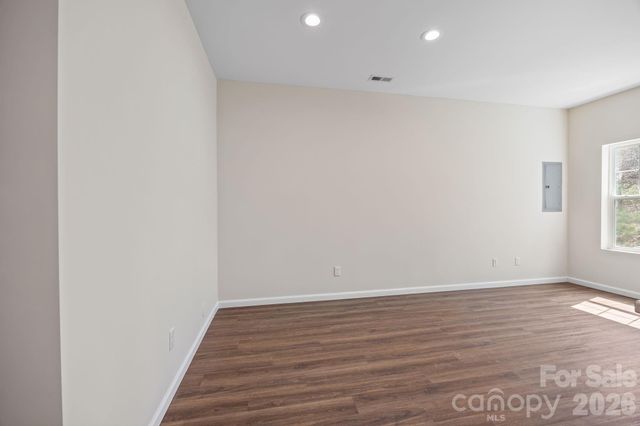 25 Cherry Laurel Lane, Swannanoa, NC 28778