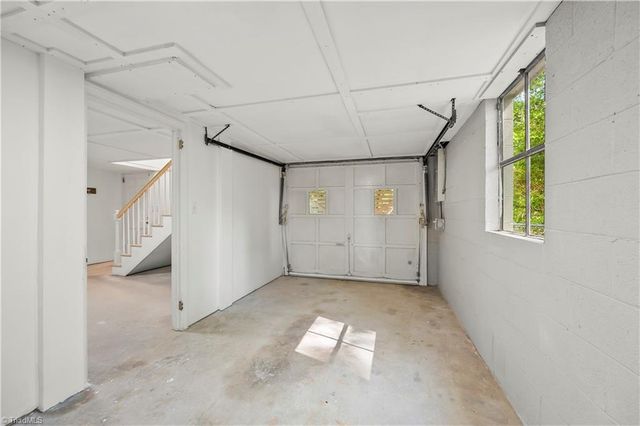 2777 Calumet Street, Winston-salem, NC 27104