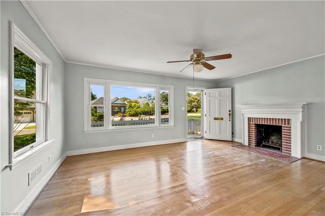 2777 Calumet Street, Winston-salem, NC 27104
