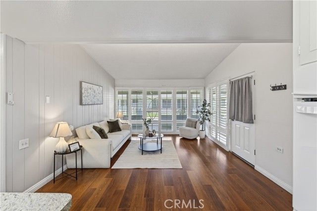 1200 Canoe Brook Drive 19D, Seal Beach, CA 90740