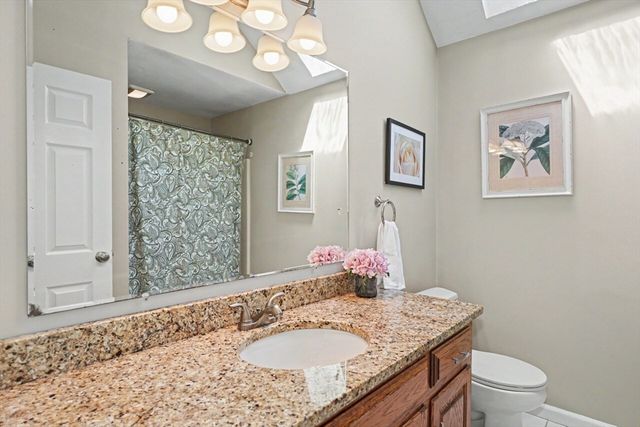 215 Rolling Meadow Dr, Holliston, MA 01746