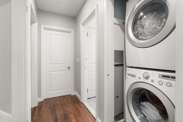 32 Oak St, Stoneham, MA 02180