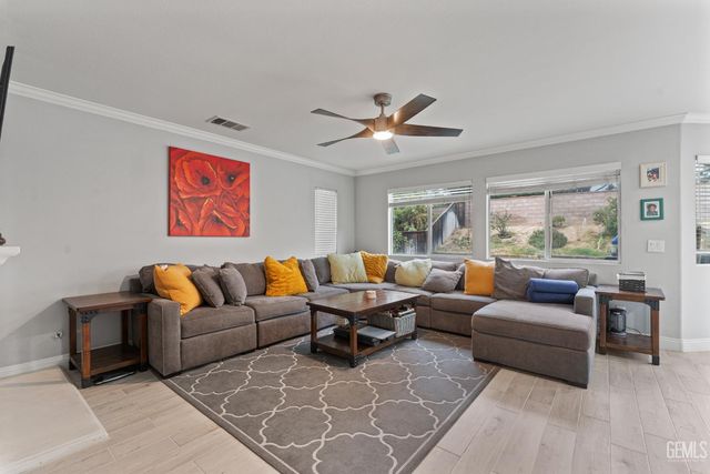 11416 Magnolia Street, Corona, CA 92883