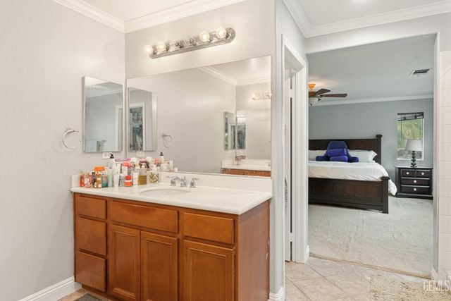 11416 Magnolia Street, Corona, CA 92883