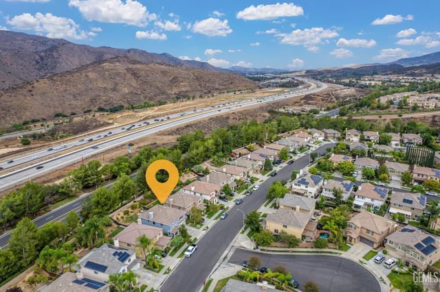 11416 Magnolia Street, Corona, CA 92883