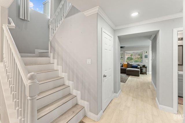 11416 Magnolia Street, Corona, CA 92883