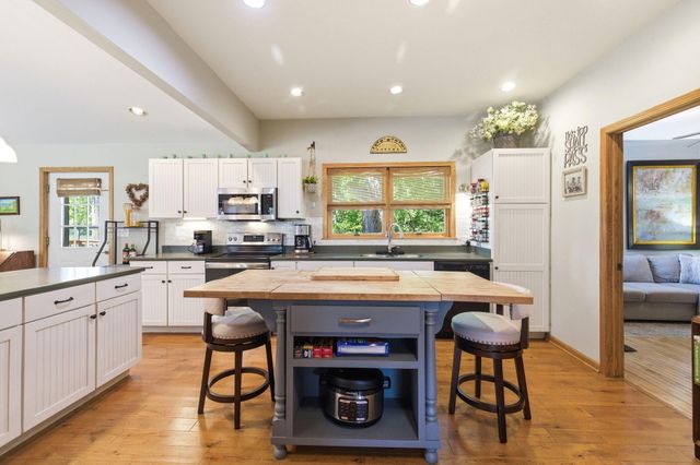7780 W East Road, Chikaming Twp, MI 49116