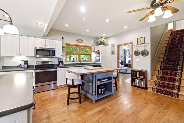 7780 W East Road, Chikaming Twp, MI 49116