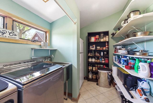 7780 W East Road, Chikaming Twp, MI 49116