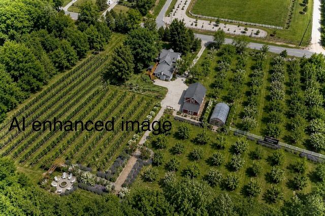 7780 W East Road, Chikaming Twp, MI 49116