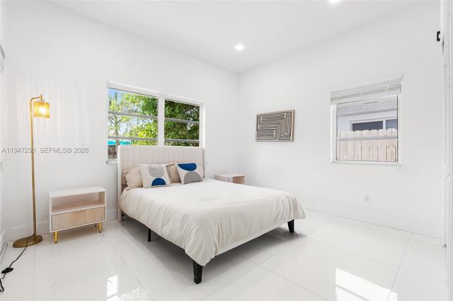 1581 Normandy Dr, Miami Beach, FL 33141