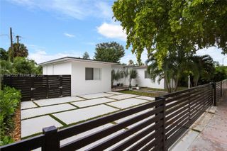 1581 Normandy Dr, Miami Beach, FL 33141