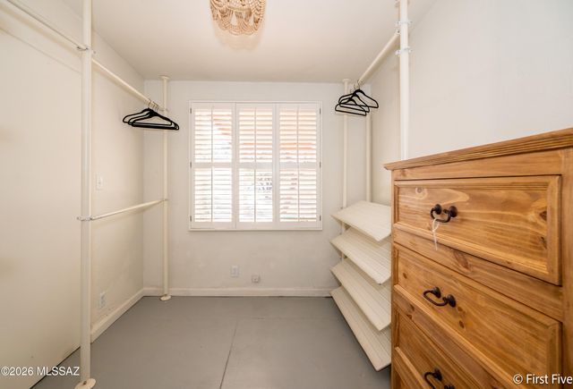 2620 E Lee Street, Tucson, AZ 85716