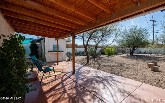 2620 E Lee Street, Tucson, AZ 85716