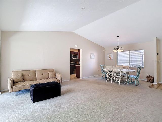 7385 CRESTWOOD DRIVE, Weeki Wachee, FL 34613