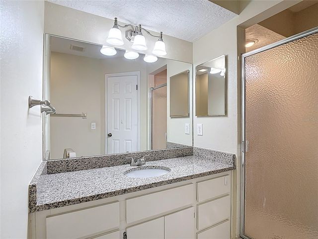 7385 CRESTWOOD DRIVE, Weeki Wachee, FL 34613