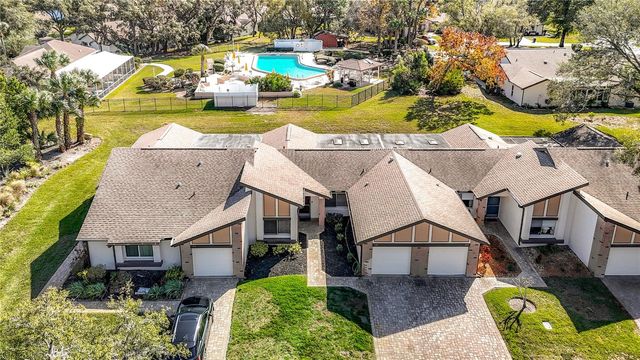 7385 CRESTWOOD DRIVE, Weeki Wachee, FL 34613