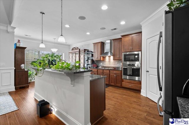 1057 Grove Blvd, Florence, SC 29501