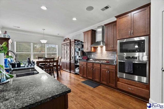 1057 Grove Blvd, Florence, SC 29501