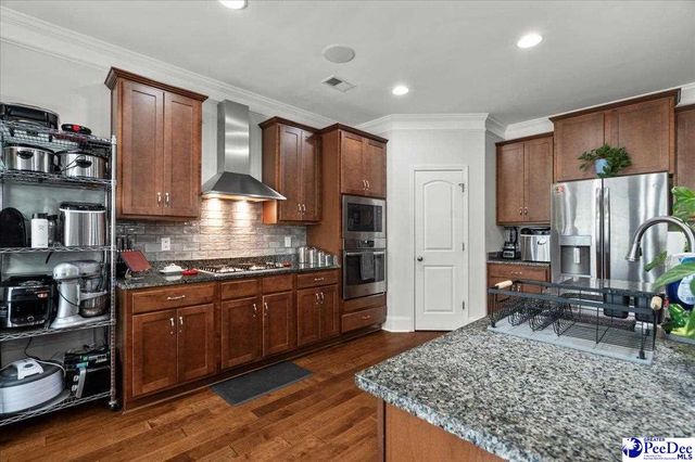 1057 Grove Blvd, Florence, SC 29501