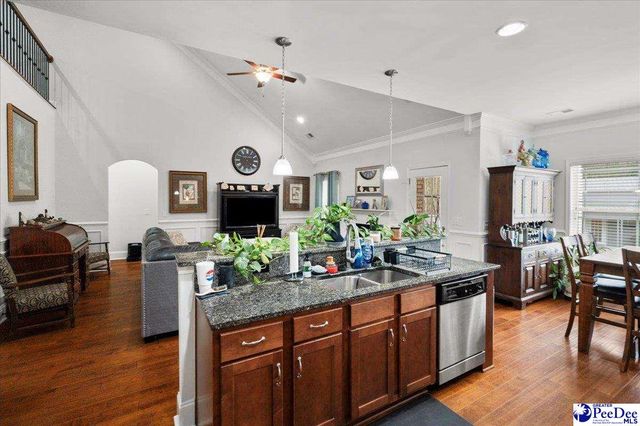 1057 Grove Blvd, Florence, SC 29501