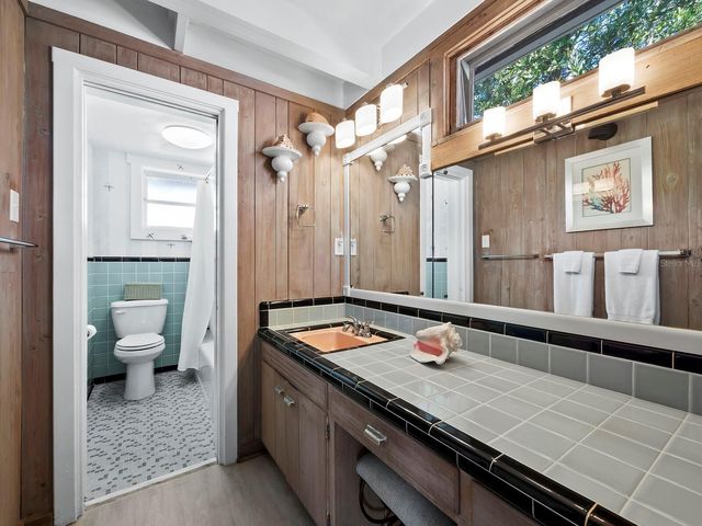 1620 CASEY KEY ROAD, Nokomis, FL 34275