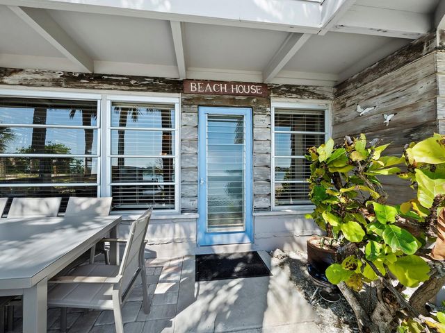 1620 CASEY KEY ROAD, Nokomis, FL 34275