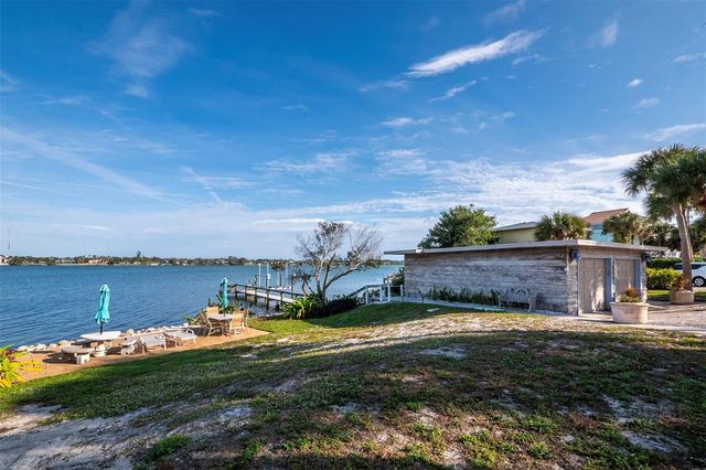 1620 CASEY KEY ROAD, Nokomis, FL 34275