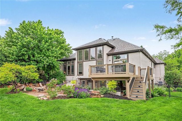 10515 N Michigan Avenue, Kansas City, MO 64155
