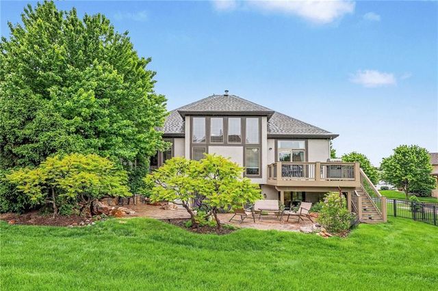 10515 N Michigan Avenue, Kansas City, MO 64155