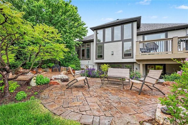 10515 N Michigan Avenue, Kansas City, MO 64155
